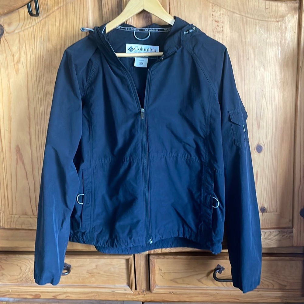Columbia women’s light weight jacket